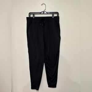 32 Heat Black joggers